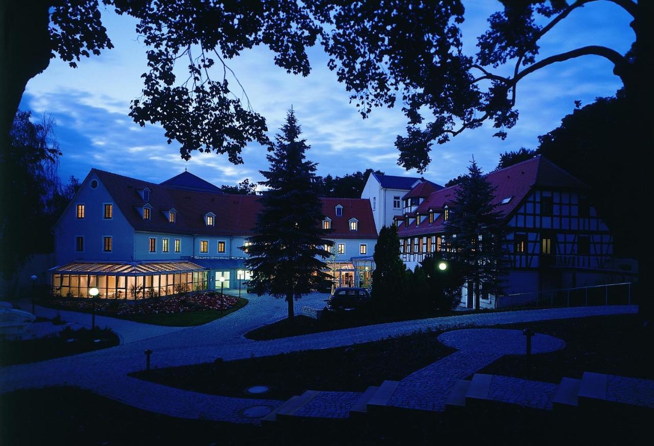 Hotel Schloss Schweinsburg Neukirchen-Pleiße Екстериор снимка
