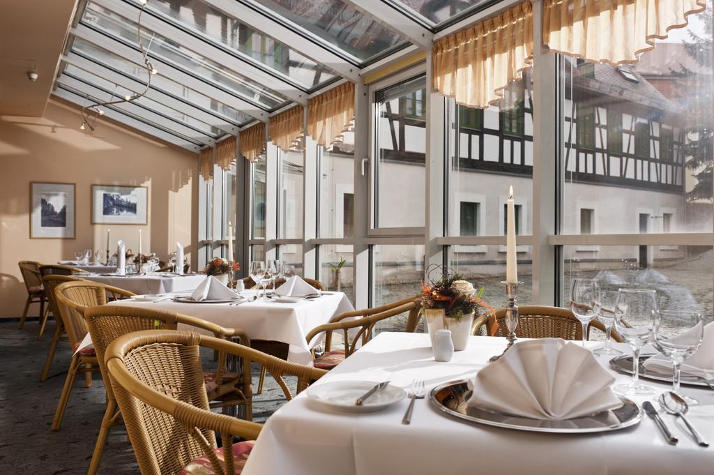 Hotel Schloss Schweinsburg Neukirchen-Pleiße Съоръжения снимка
