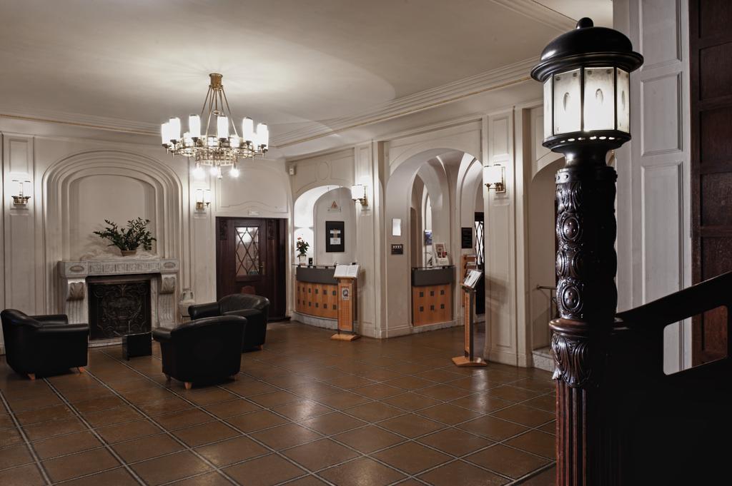 Hotel Schloss Schweinsburg Neukirchen-Pleiße Интериор снимка