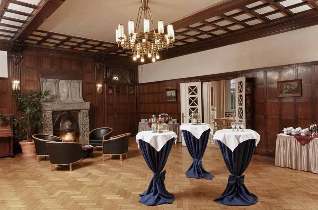 Hotel Schloss Schweinsburg Neukirchen-Pleiße Интериор снимка